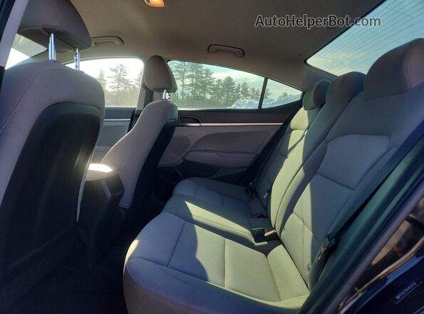 5NPD74LF1KH455756 2019 HYUNDAI ELANTRA Black Widok tylnych siedzeń