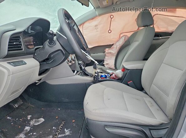 5NPD74LF3KH424864 2019 HYUNDAI ELANTRA Серый Вид салона спереди