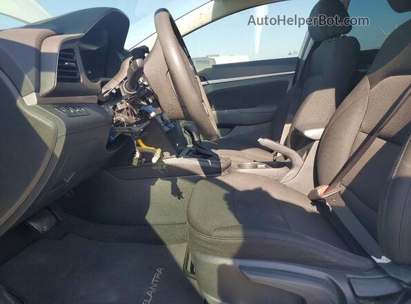 5NPD84LF3KH437837 2019 HYUNDAI ELANTRA White Front interior view