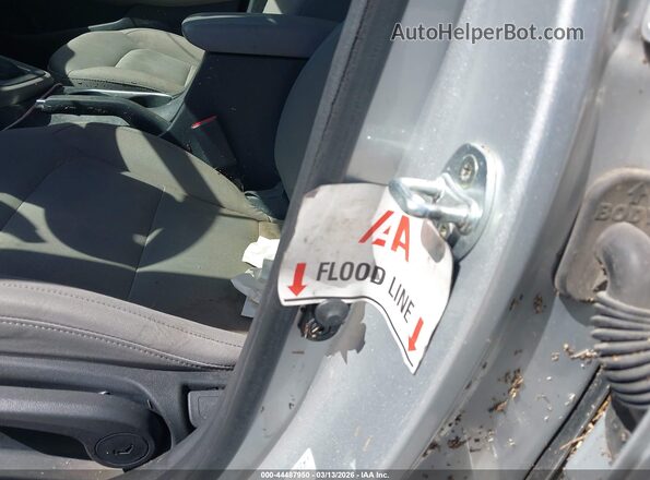 5NPD84LF5HH212070 2017 HYUNDAI ELANTRA Silver Widok z przodu