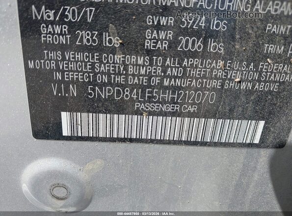 5NPD84LF5HH212070 2017 HYUNDAI ELANTRA Silver Widok komory silnika
