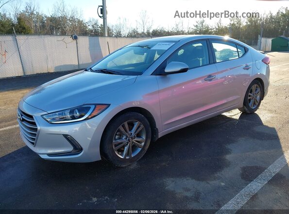 5NPD84LF7JH337836 2018 HYUNDAI ELANTRA Серебряный Передняя левая четверть