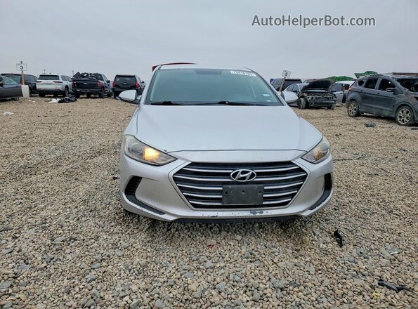 5NPD84LF7JH368021 2018 HYUNDAI ELANTRA Серебряный Вид спереди