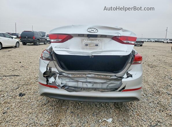 5NPD84LF7JH368021 2018 HYUNDAI ELANTRA Серебряный Вид сзади
