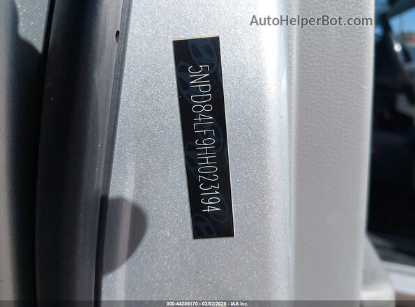 5NPD84LF9HH023194 2017 HYUNDAI ELANTRA Silver Vista del compartimento del motor
