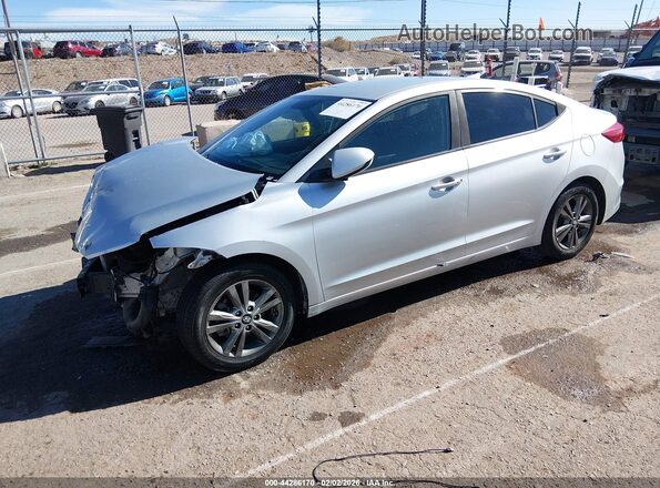 5NPD84LF9HH023194 2017 HYUNDAI ELANTRA Silver Vista tres cuartos delantera izquierda
