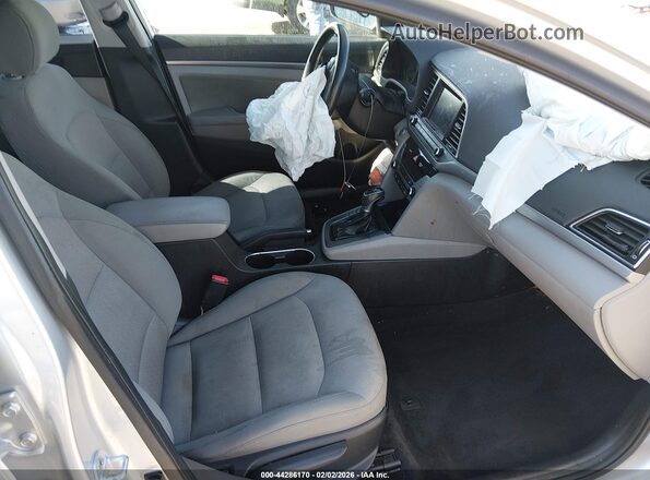 5NPD84LF9HH023194 2017 HYUNDAI ELANTRA Silver Vista interior delantera
