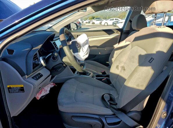 5NPD84LF9KH421013 2019 HYUNDAI ELANTRA Синий Вид салона спереди