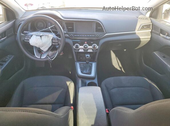 5NPD84LFXKH494438 2019 HYUNDAI ELANTRA Белый Вид панели приборов