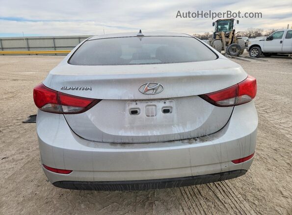 5NPDH4AE0GH698652 2016 HYUNDAI ELANTRA Серебряный Вид сзади