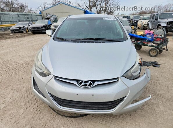 5NPDH4AE0GH698652 2016 HYUNDAI ELANTRA Серебряный Вид спереди