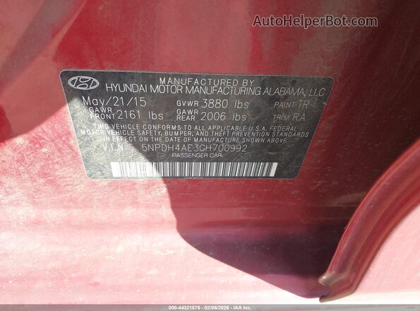 5NPDH4AE3GH700992 2016 HYUNDAI ELANTRA Красный Вид подкапотного пространства