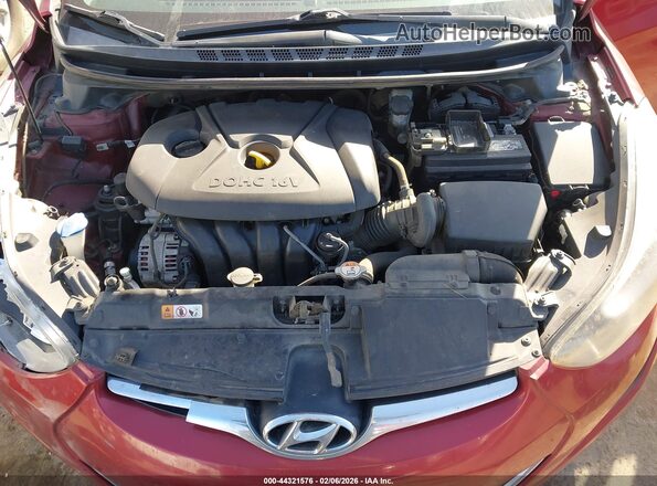5NPDH4AE3GH700992 2016 HYUNDAI ELANTRA Красный Вид сзади