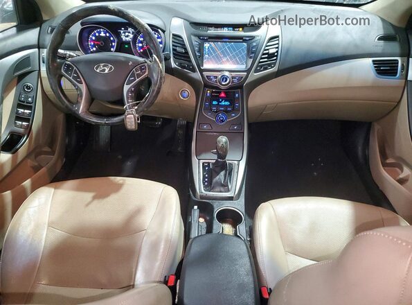 5NPDH4AE7GH655300 2016 HYUNDAI ELANTRA Красный Вид панели приборов