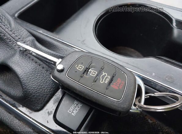 5NPE24AF0GH285855 2016 HYUNDAI SONATA Серебряный Вид панели приборов