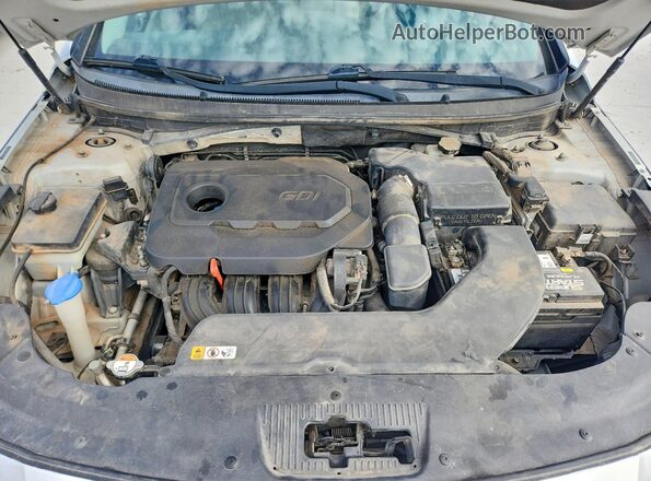 5NPE24AF2GH328561 2016 HYUNDAI SONATA Silver Widok wnętrza z tyłu