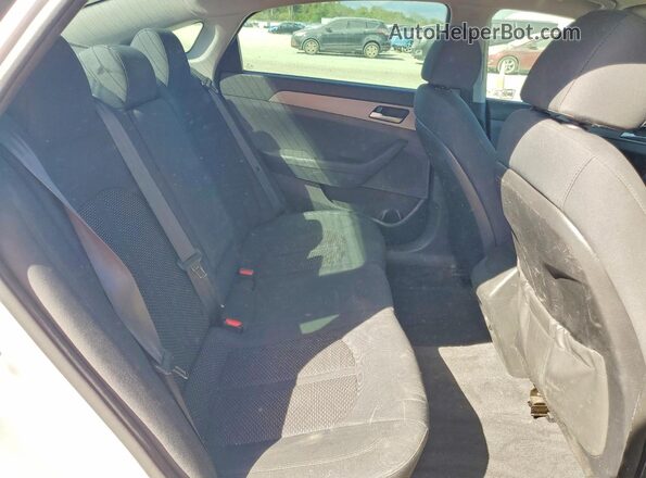 5NPE24AF8KH744221 2019 HYUNDAI SONATA White Widok tylnych siedzeń