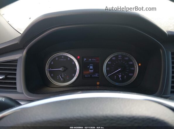 5NPE24AFXJH684389 2018 HYUNDAI SONATA Белый Вид задних сидений