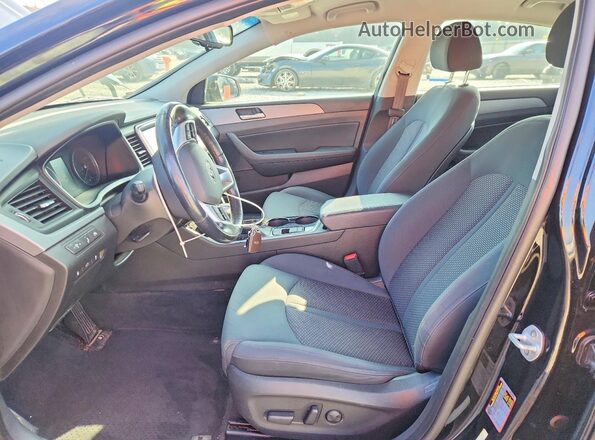5NPE34AF2KH770648 2019 HYUNDAI SONATA Black Widok wnętrza z przodu