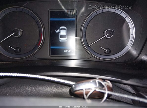 5NPE34AF6JH664203 2018 HYUNDAI SONATA White Widok tylnych siedzeń