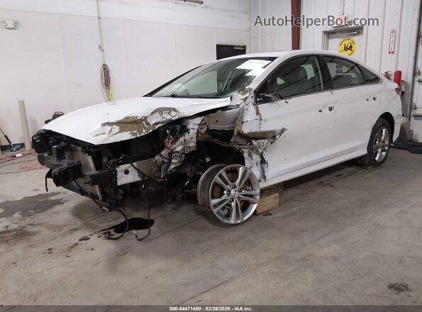 5NPE34AF6JH664203 2018 HYUNDAI SONATA White Przód lewy
