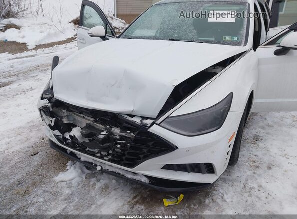 5NPEH4J20MH095223 2021 HYUNDAI SONATA Белый Вид спереди