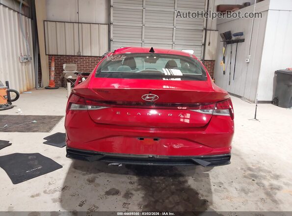 5NPLN4AG2NH057442 2022 HYUNDAI ELANTRA Красный 