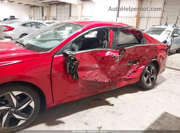 5NPLN4AG2NH057442 2022 HYUNDAI ELANTRA Красный Вид спереди