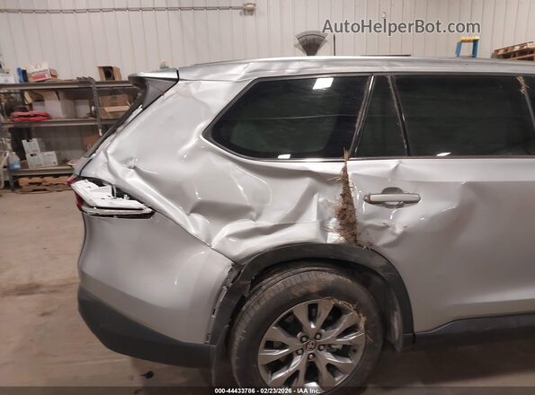 5TDACAB54RS023544 2024 TOYOTA LIMITED Серебряный Вид спереди