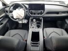 2024 Toyota Grand Highlander Xle Blue vin: 5TDACAB56RS029992