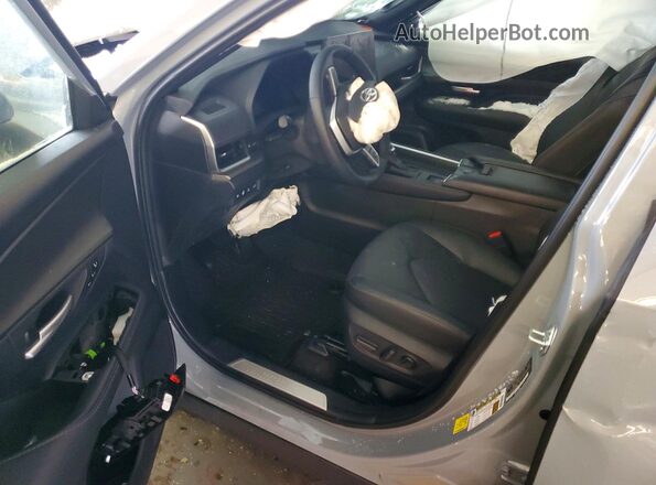 5TDACAB57TS081459 2026 TOYOTA LE Серый Вид панели приборов