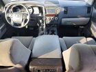 2018 Toyota Sequoia Sr5 Серый vin: 5TDBY5G17JS158721