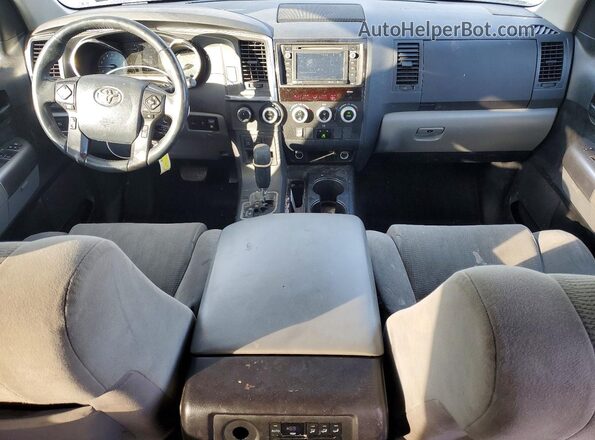 5TDBY5G17JS158721 2018 TOYOTA SEQUOIA Серый Вид панели приборов