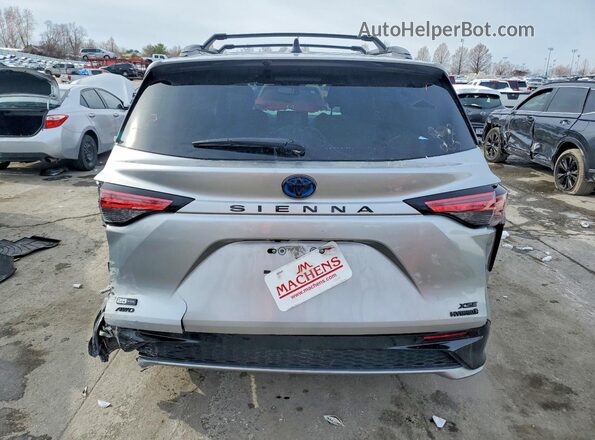 5TDCSKFC5PS075160 2023 TOYOTA SIENNA Silver Вид ззаду