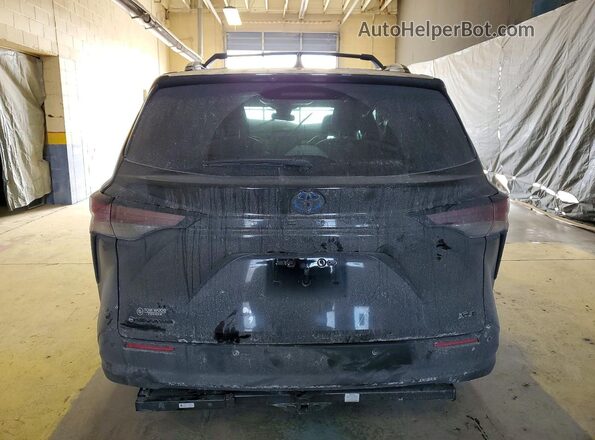 5TDCSKFC6SS218691 2025 TOYOTA SIENNA Black Rear view