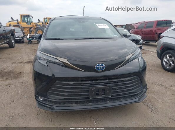 5TDCSKFC9RS146881 2024 TOYOTA SIENNA Черный Вид панели приборов