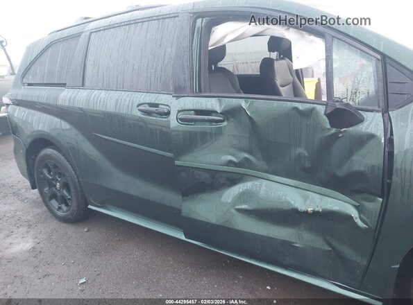 5TDCSKFCXSS209959 2025 TOYOTA SIENNA Зеленый Вид спереди