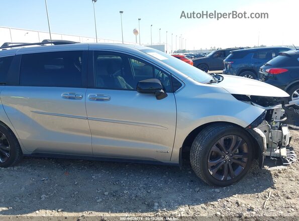 5TDDRKEC6MS060552 2021 TOYOTA SIENNA Silver Սալոնի 360 աստիճան տեսք
