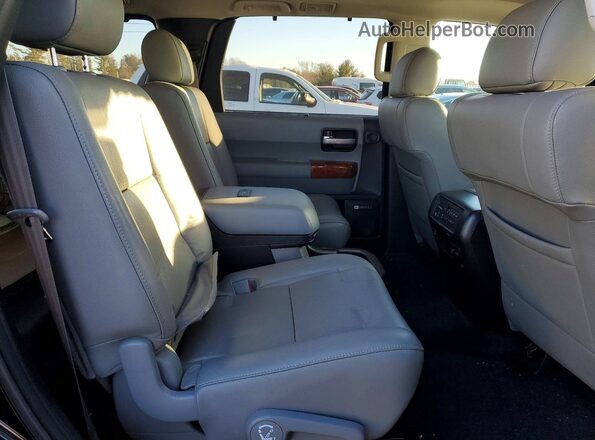 5TDDY5G15JS157401 2018 TOYOTA SEQUOIA Черный Вид задней части салона