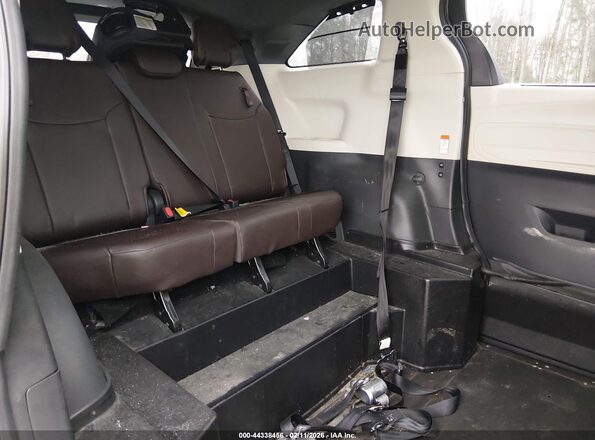 5TDESKFC0MS031118 2021 TOYOTA SIENNA Silver Вид наклейки з VIN-кодом