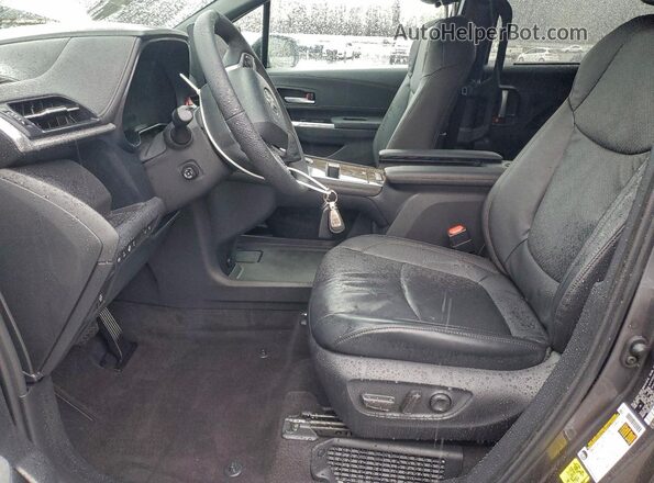 5TDESKFC2SS225288 2025 TOYOTA LIMITED Gray Front interior view