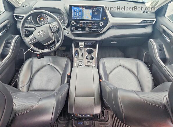 5TDFZRBH2NS179668 2022 TOYOTA HIGHLANDER Синий Вид панели приборов