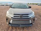 2018 Toyota Highlander Se Gray vin: 5TDJZRFH0JS542497
