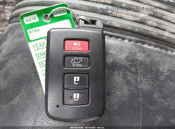 5TDJZRFH2HS421657 2017 TOYOTA HIGHLANDER Темно-бордовый Вид панели приборов