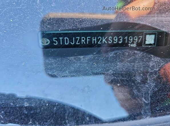 5TDJZRFH2KS931997 2019 TOYOTA HIGHLANDER Gray Widok komory silnika