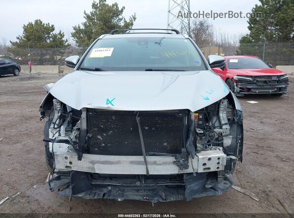 5TDJZRFH7HS449938 2017 TOYOTA LE Серебряный Вид задней части салона