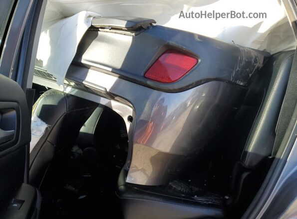 5TDJZRFH8JS531652 2018 TOYOTA HIGHLANDER Black Rear interior view