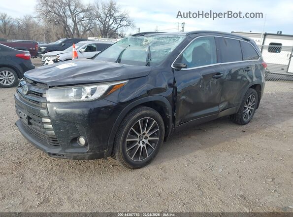 5TDJZRFH8JS541744 2018 TOYOTA HIGHLANDER Black წინა მარცხენა ხედი სამი მეოთხედიდან