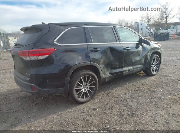 5TDJZRFH8JS541744 2018 TOYOTA HIGHLANDER Black უკანა მარჯვენა