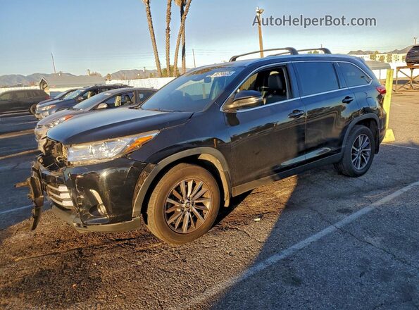 5TDJZRFH8KS718696 2019 TOYOTA HIGHLANDER Black Przód lewy